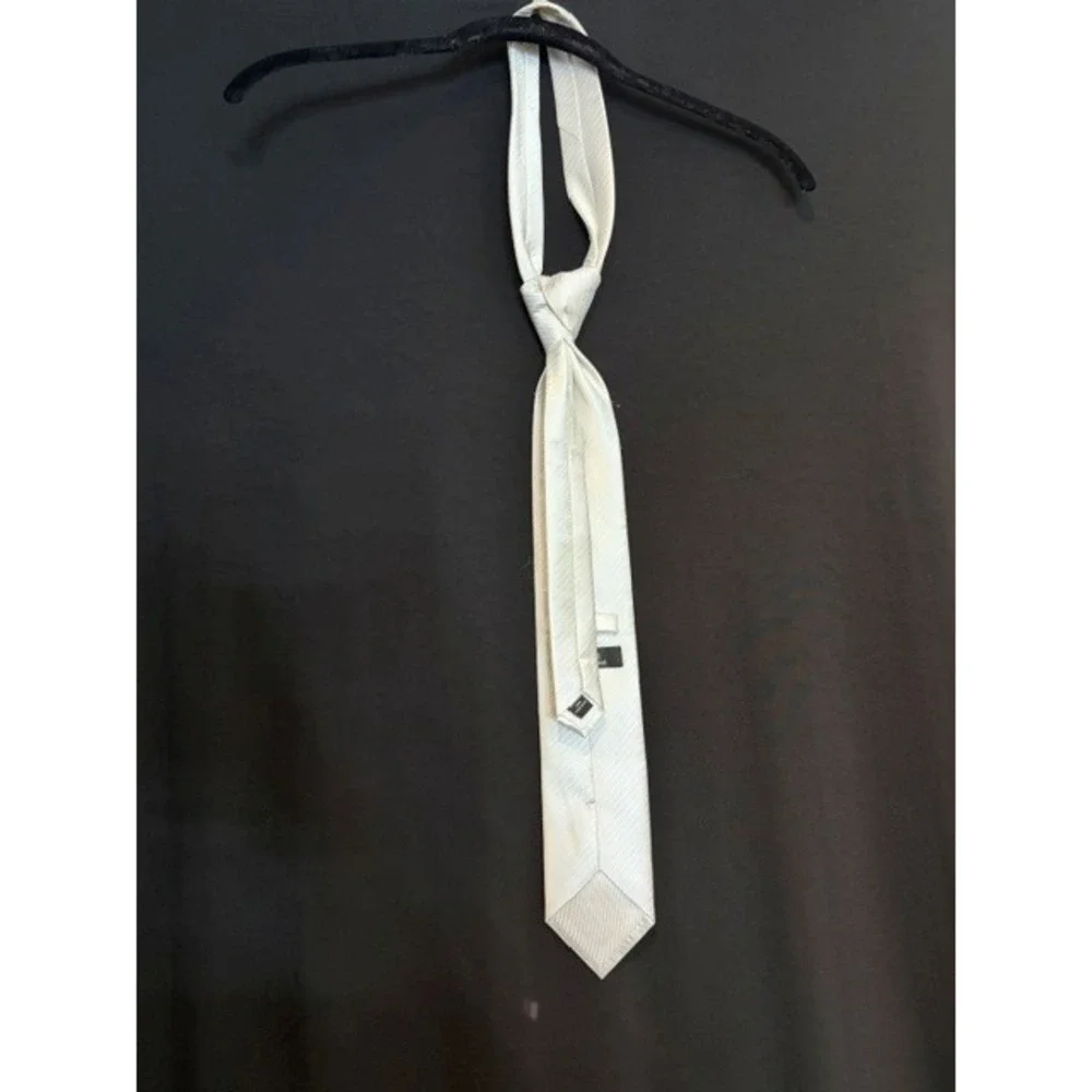 Men's White Lip Logo GoTie Professional Neck Tie OS